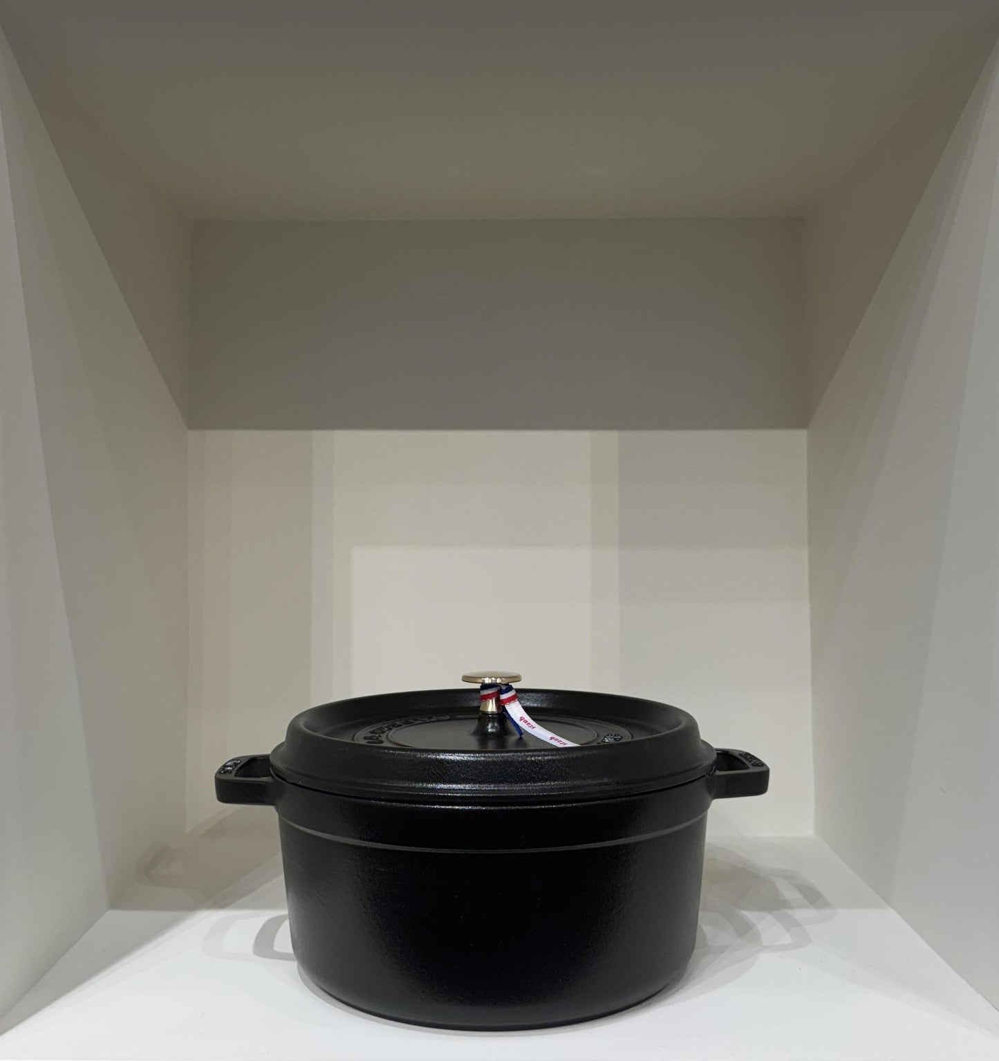 Cast Iron 5.5 Qt Round Cocotte