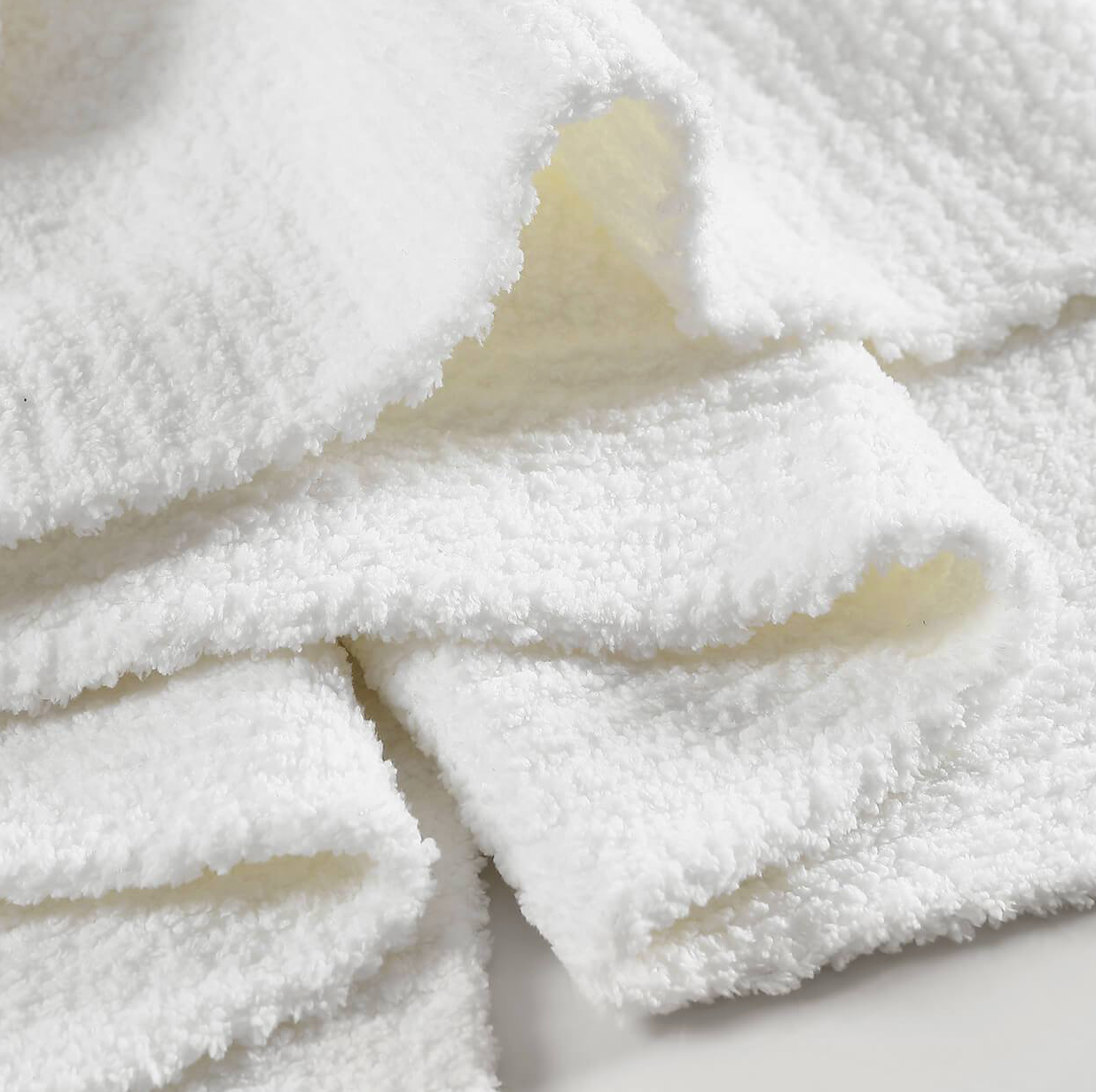 Off White Snug Throw Blanket