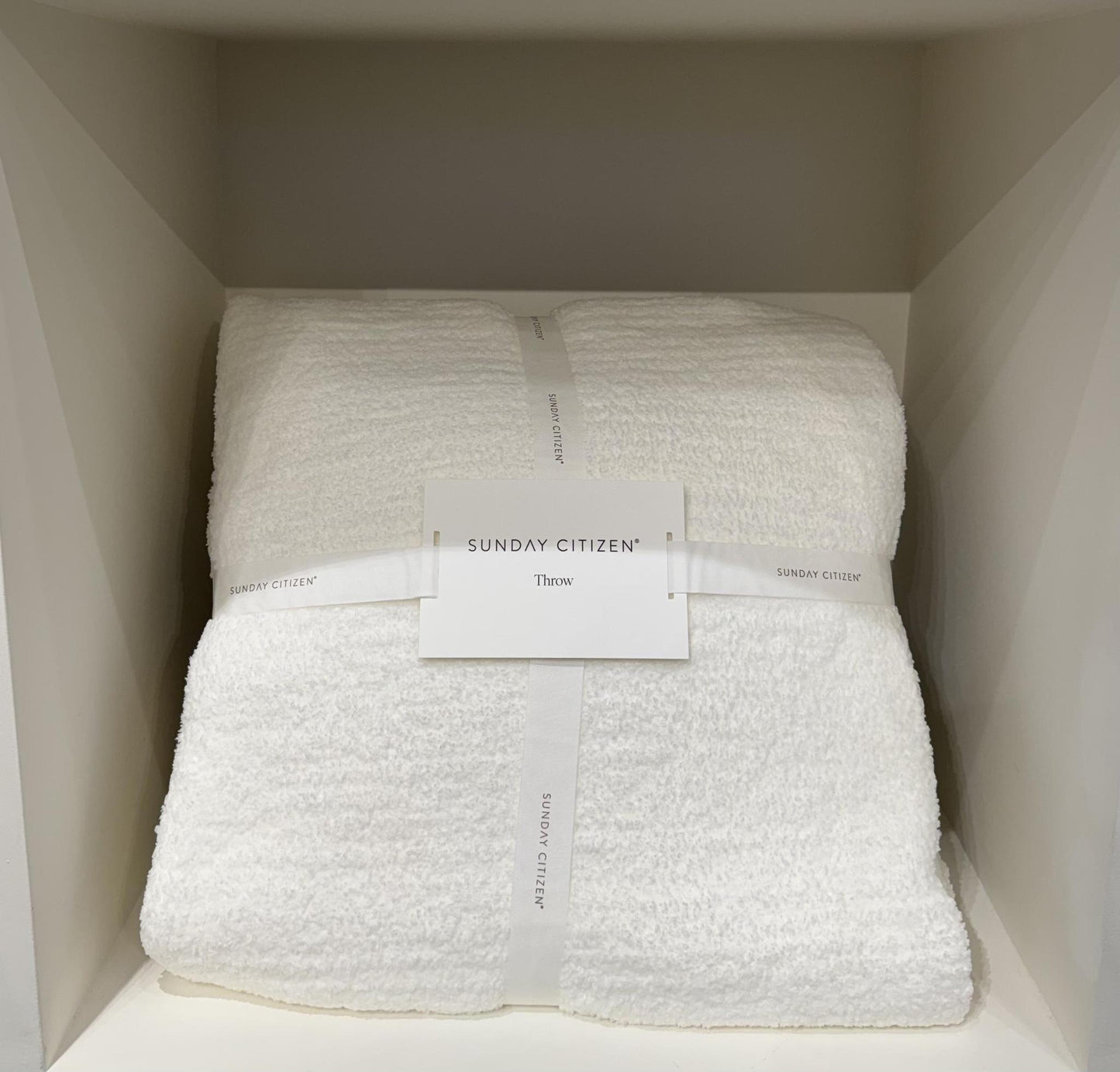 Off White Snug Throw Blanket
