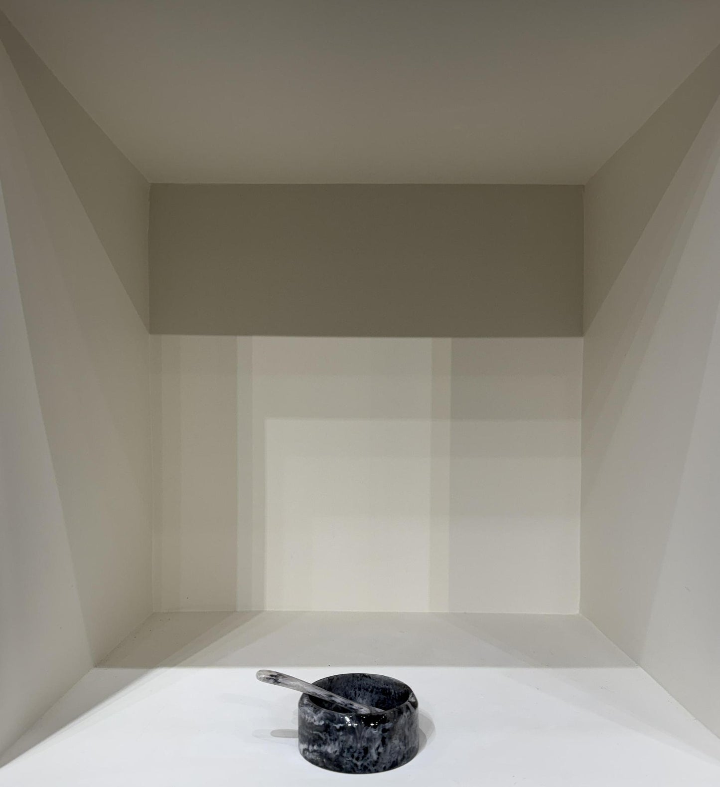 Resin Condiment Bowl with Spoon