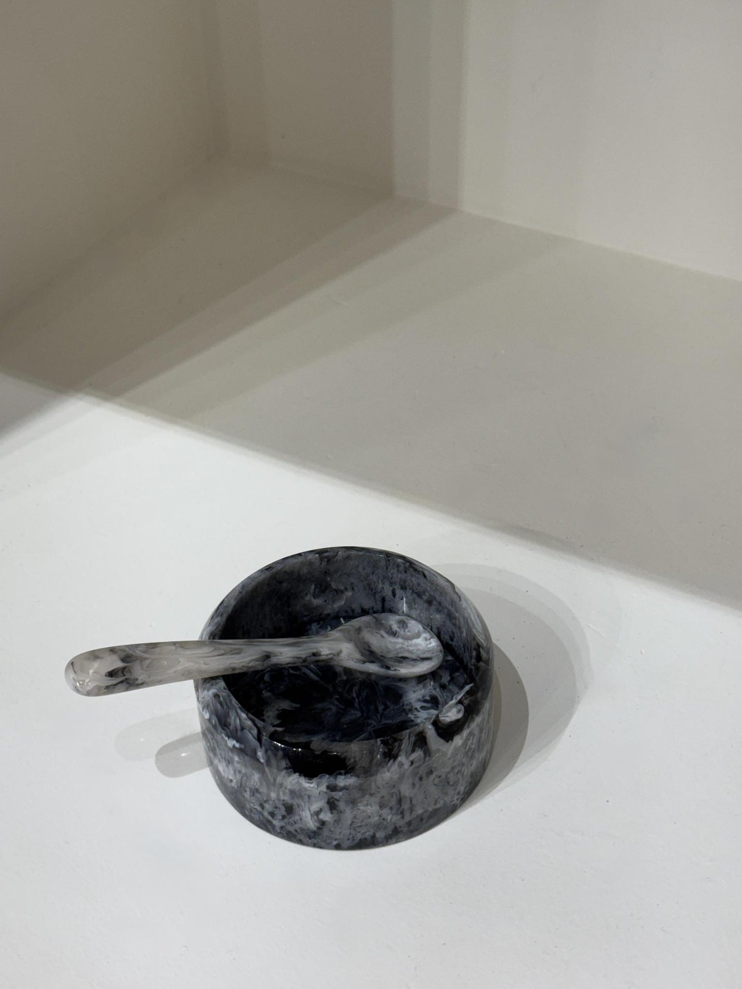 Resin Condiment Bowl with Spoon