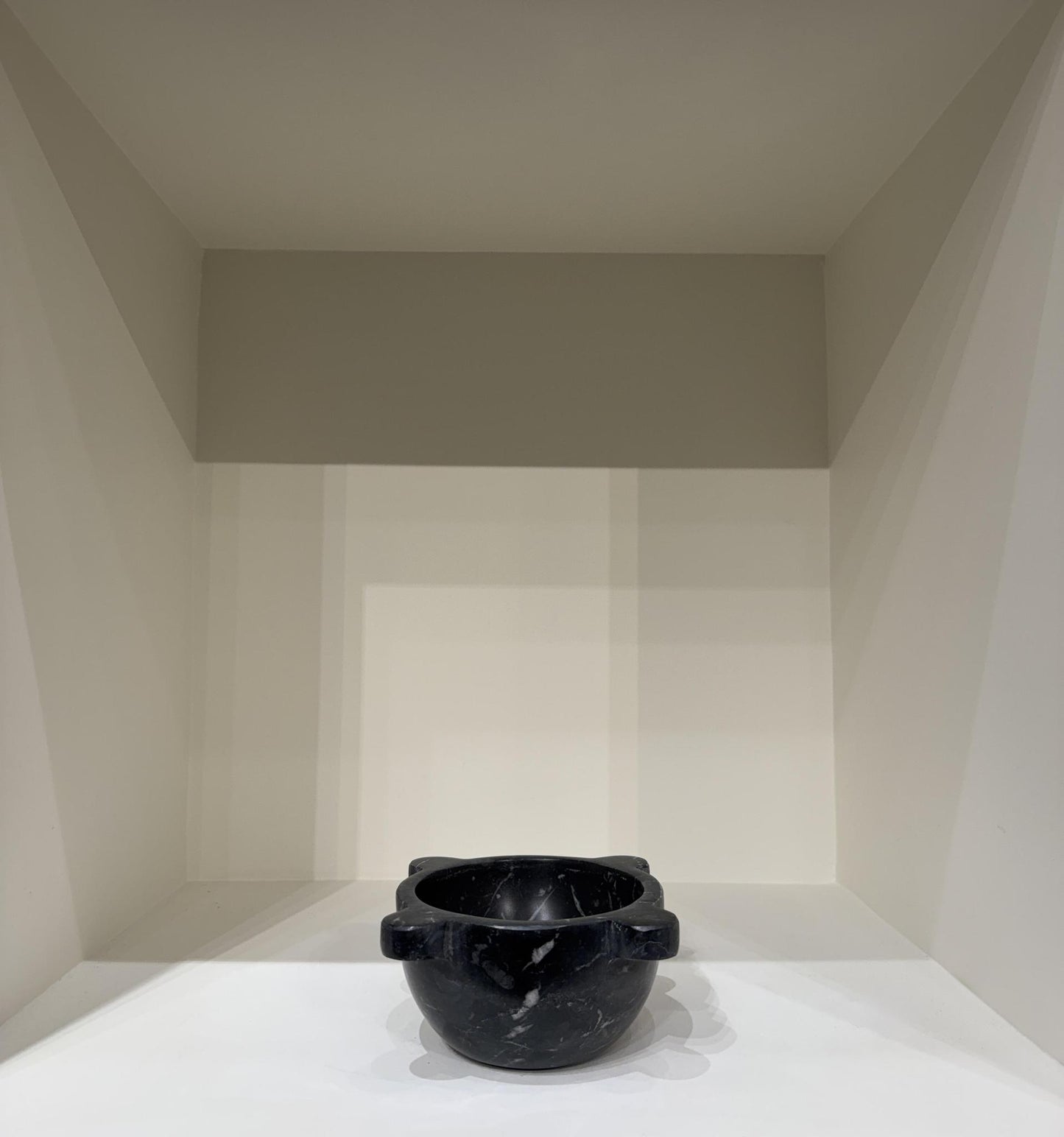 Black Medium Marble Mortar